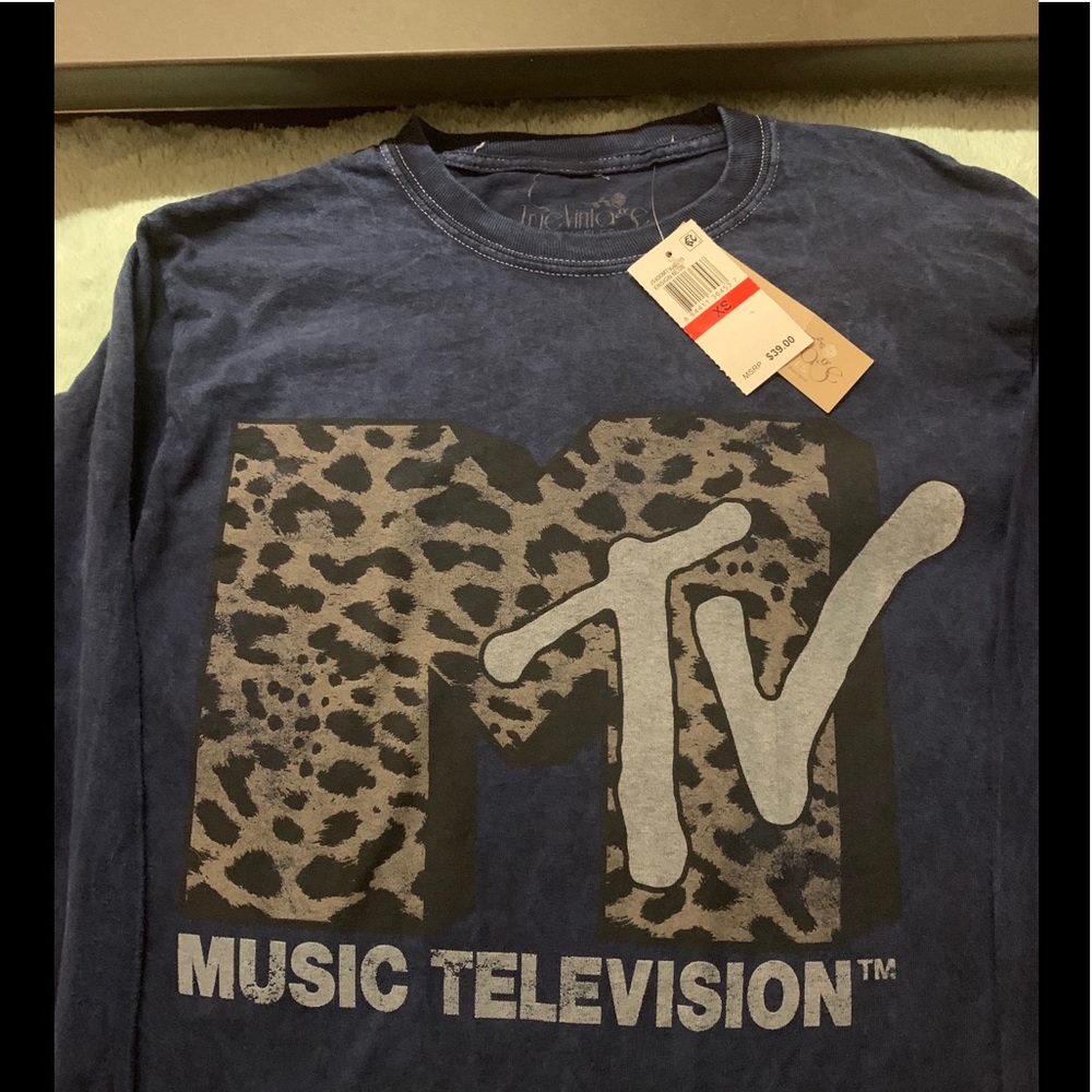 MTV cropped long sleeve T-Shirt